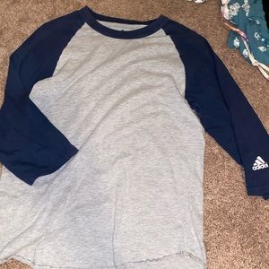 Navy and grey baseball tee